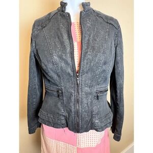 White house black market Denim Jacket. Size 12P Ruffle Hem, OBSESSED!